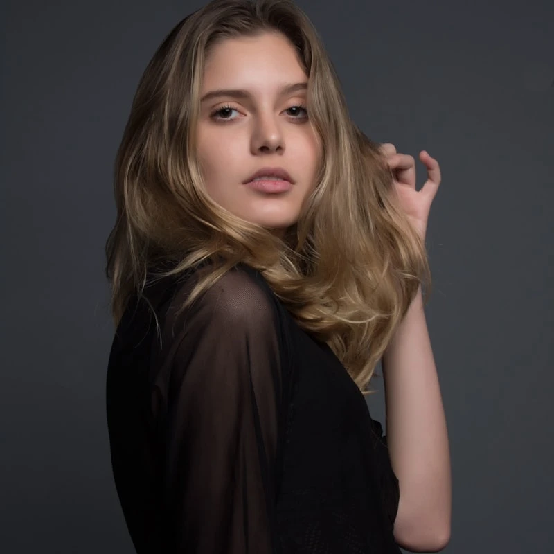 Derin Yıldız